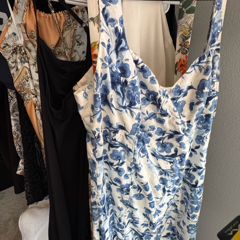 Abercrombie & Fitch Floral Blue and White Dress